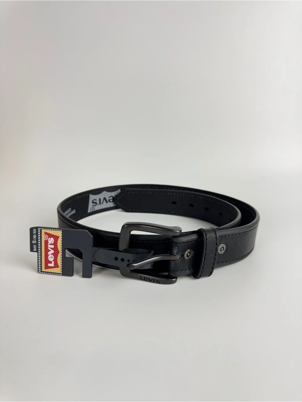 Levi's Men Black Leather Belt Size S